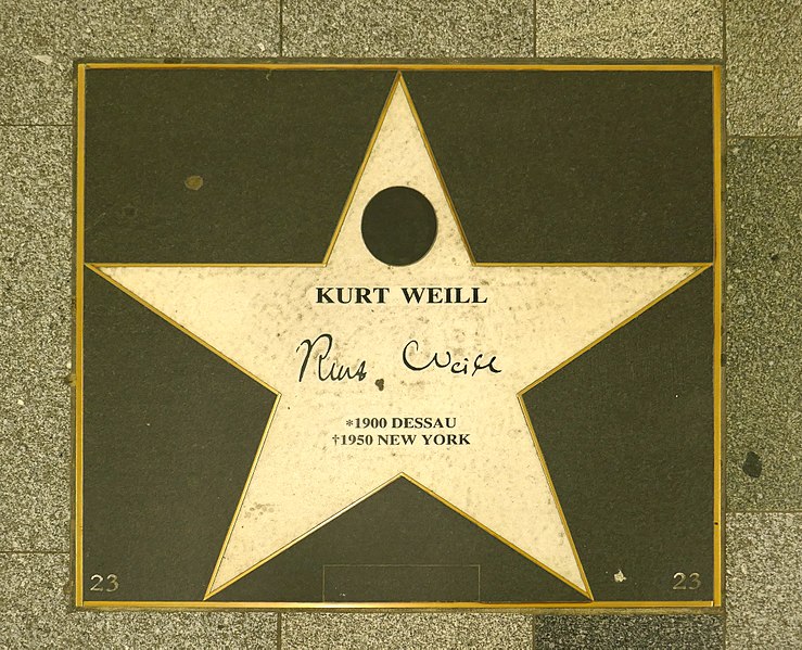 File:Musik Meile Wien, Kurt Weill (23).jpg