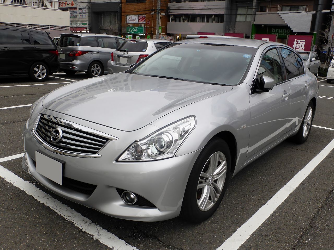 Image of Nissan SKYLINE 250GT (V36) front