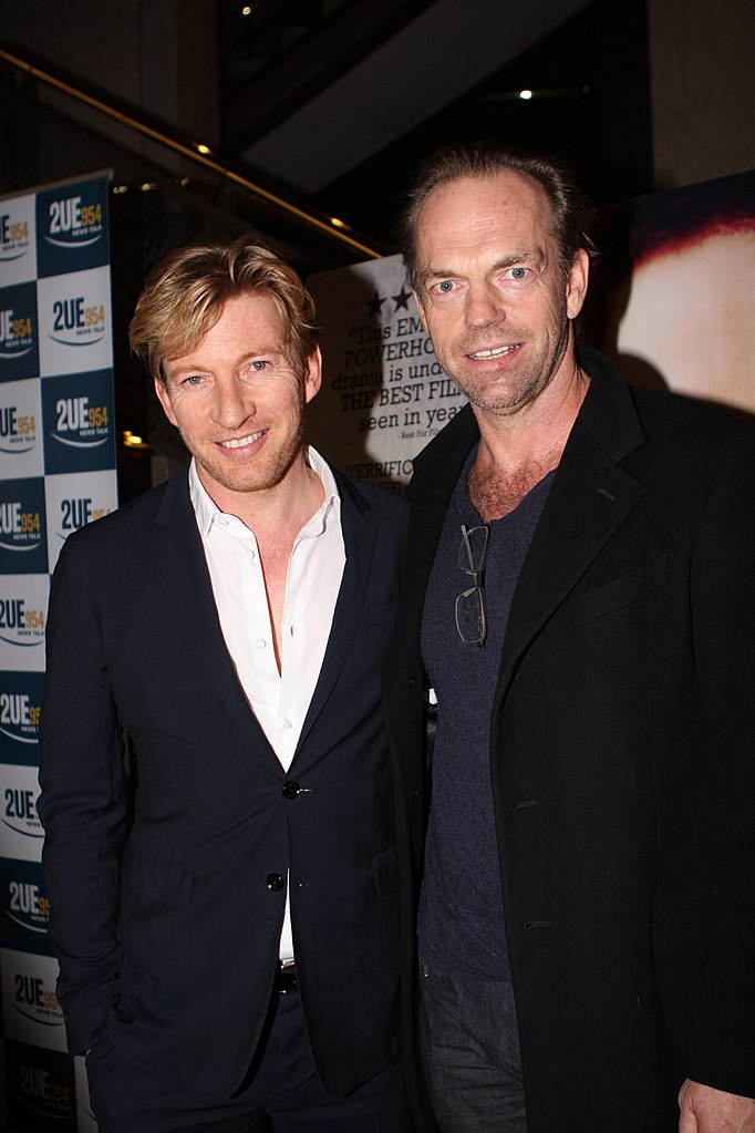 File:Oranges Sunshine Premiere David Wenham Hugo Weaving (5750756656).jpg -  Wikimedia Commons