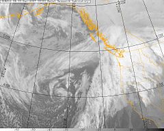 Intensiver dritter Sturm einer Reihe von Stürmen, die den Pazifischen Nordwesten trafen. Aufnahme vom 3. Dezember 2007 um 9:30 Uhr UTC.
