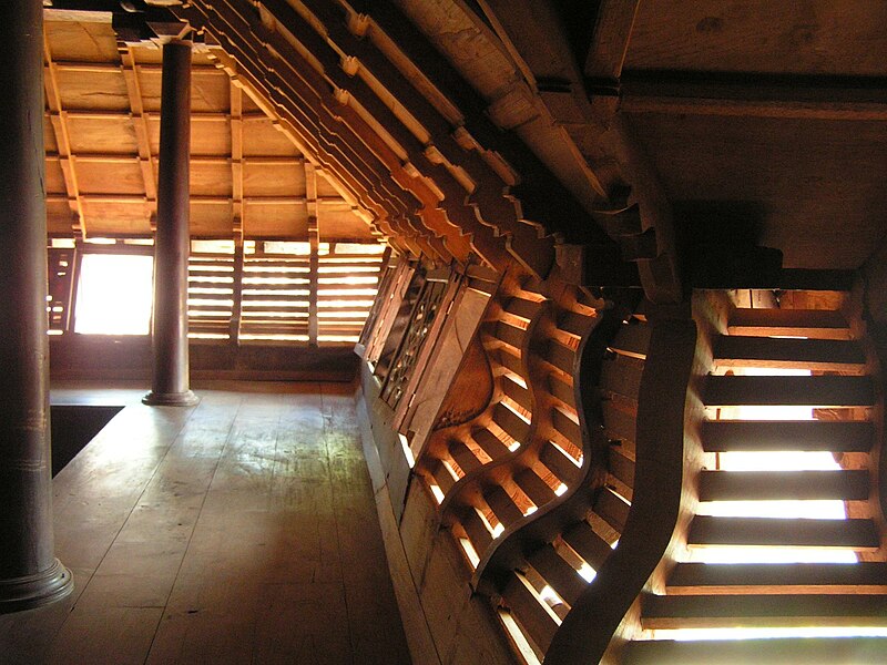 File:Padmanathapuram Palace-wooden louvers.jpg