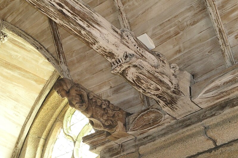 File:Penmarc'h - chapelle Notre-Dame-de-la-Joie, intérieur 19.jpg
