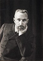 Pierre Curie by Dujardin c1906.jpg