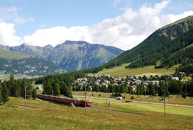 File:Pontresina.jpg