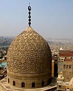 Cúpula de piedra tallada del complejo funerario del Sultán Qaytbay (terminado en 1474) en el Cementerio del Norte de El Cairo