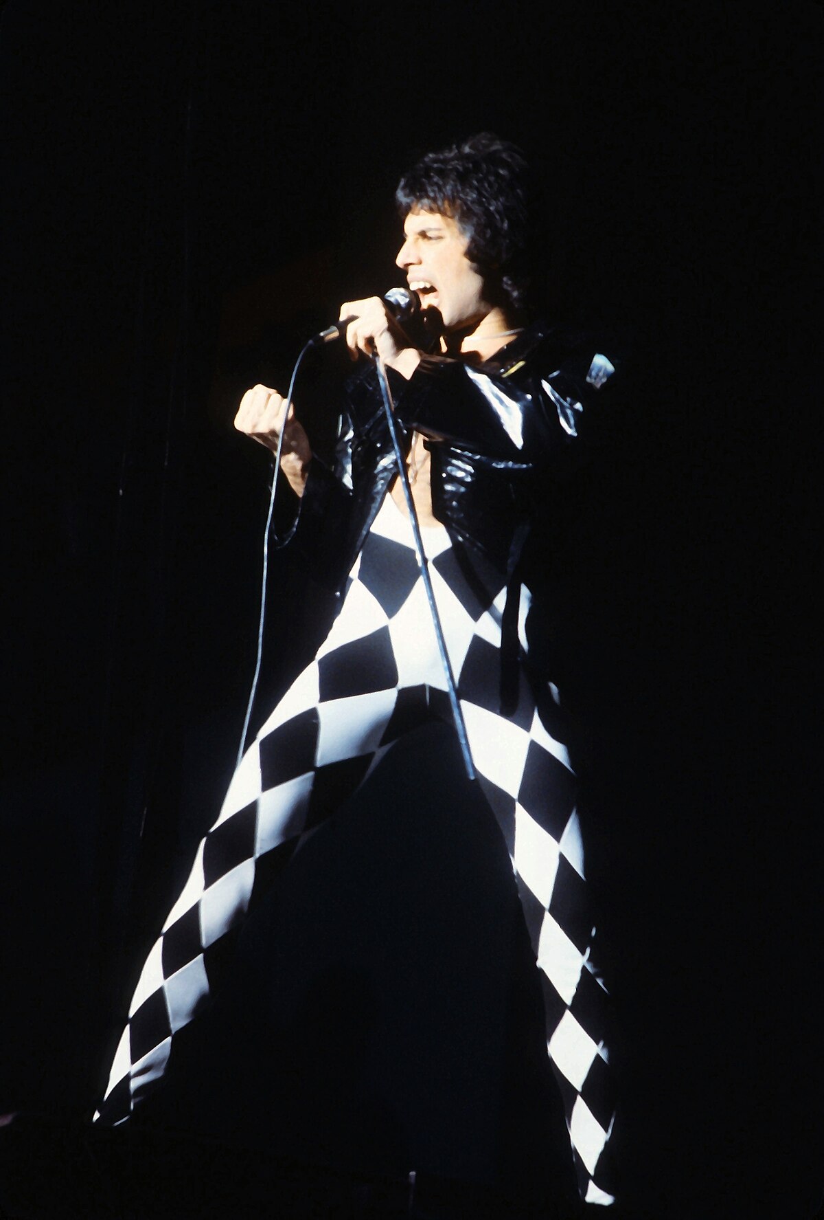 File:LP Label Queen.jpg - Wikimedia Commons