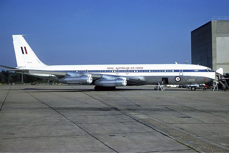 File:RAAF Boeing 707 in 1979 - Steve Fitzgerald.jpg
