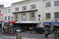 Richmond Station, Richmond, Surrey.jpg