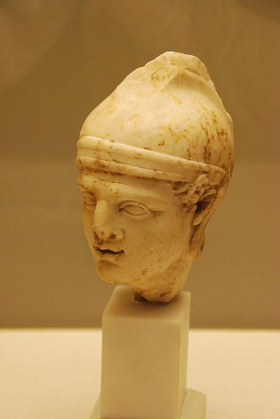 File:Roman Antiquities in the Museum August Kestner 41.JPG