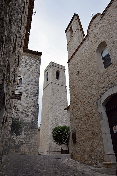 File:Rue de la Castre, Saint-Paul-de-Vence.jpg