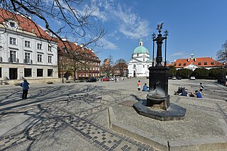 <span class="mw-page-title-main">New Town, Warsaw</span> Neighbourhood and City Information System area in Warsaw, Masovian Voivodeship, Poland