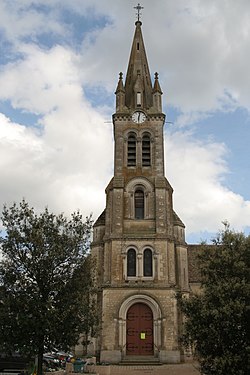 Saint-Mars-la-Brière - Église Saint-Médard 01.JPG