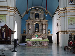 Saint William's Cathedral Laoag inside altar