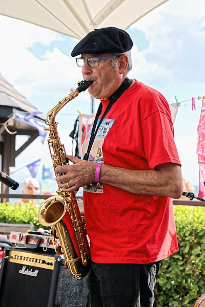 File:Saxophonist at Broadstairs Folk Week 2017, Kent, England 2.jpg