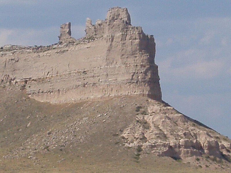 File:Scotts Bluff National Monument.jpg