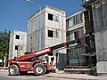 Construirea unor adăposturi civile într-o clădire din Sderot