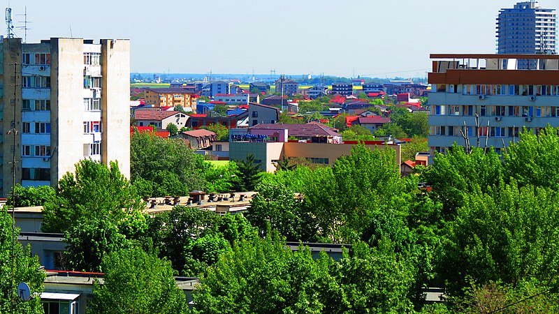 File:Seen from the balcony.jpg