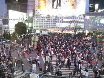 Plik:Shibuya Scramble Crossing.ogv