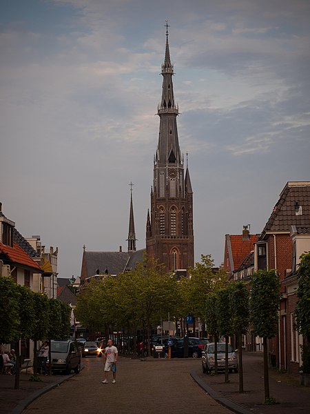 File:Sint-Bonifatiuskerk Leeuwarden.jpg