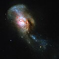 哈伯太空望遠鏡拍攝NGC 4194[3]。