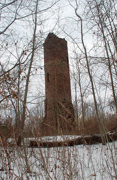 File:Soldiers' Memorial Tower in Winter.JPG