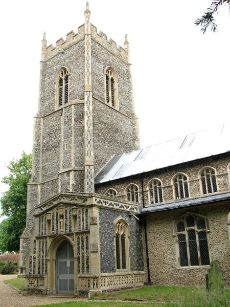 File:St Mary's church in Ufford - C15 porch - geograph.org.uk - 1939150.jpg