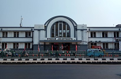 How to get to Jakarta Kota with public transit - About the place