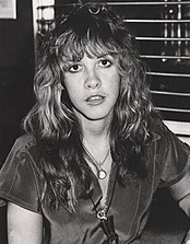 Nicks in 1977 Stevie Nicks (1977).JPG