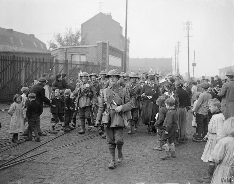 File:The Hundred Days Offensive, August-november 1918 Q9572.jpg