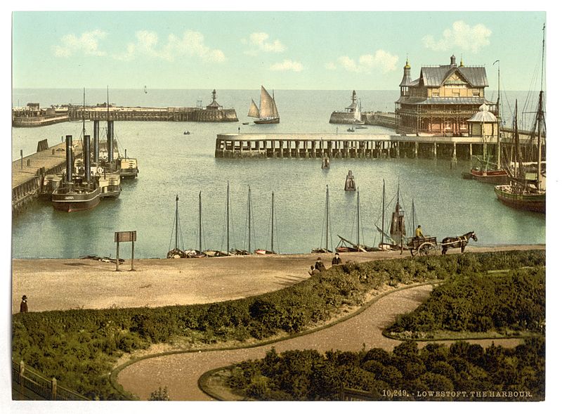 File:The harbor, Lowestoft, England-LCCN2002696973.jpg