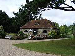 La malnova kolombejo en Michelham Priory - geograph.org.uk - 1405833.jpg