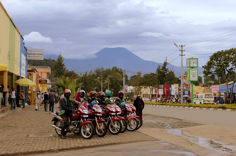 File:The streets of Ruhengeri (8209006497).jpg