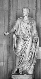 Toga Draped mantle of Roman citizens