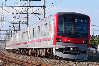 <span class="mw-page-title-main">Tobu 70000 series</span> Japanese electric multiple unit train type