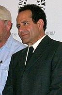 Tony Shalhoub: Âge & Anniversaire