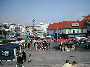 Fil:Torget_i_Stavanger.jpg