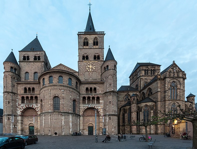 File:Trier, Hohe Domkirche St. Peter -- 2015 -- 6128.jpg