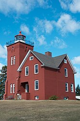 File:Two Harbors Lighthouse.jpg