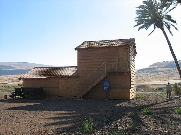 Wooden shack (recent reconstruction) at Umm Juni