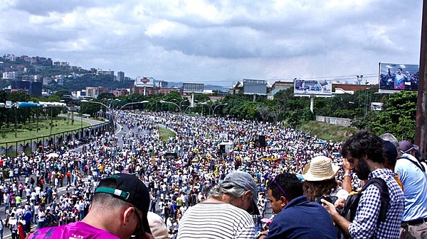 Image: Venezuela protest 26 October (size diff)