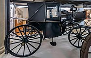 Verkehrsmuseum Dresden Kutsche Landaulet um 1900 IV.jpg