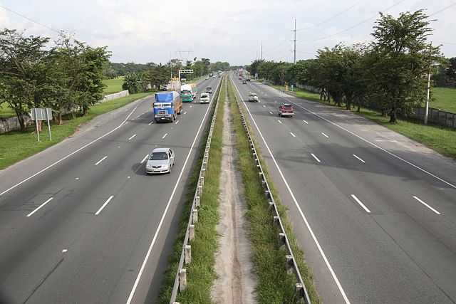 Image: View From NLEX Overpass, Bulacan, Philippines   panoramio