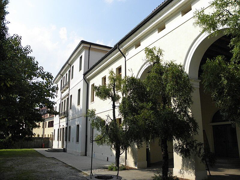 File:Villa Campello (Camposampiero) 04.JPG