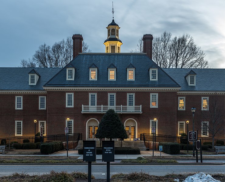 File:Virginia Beach City Hall closeup 2.jpg