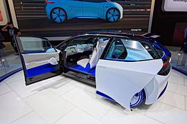 Volkswagen ID Concept - Paris Otomobil Fuarı 2016 - 011.jpg