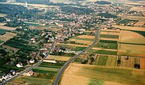 Vue générale de Villiers-sur-Loir (1989).jpg