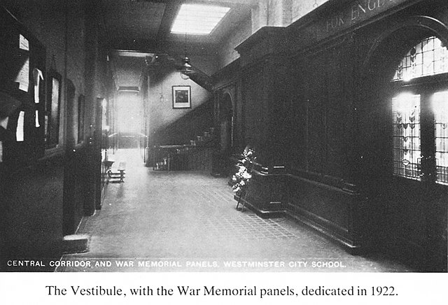 The vestibule 1922