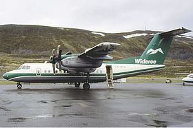 Un de Havilland Canada Dash 7 de Widerøe, similaire à celui impliqué dans l'accident.