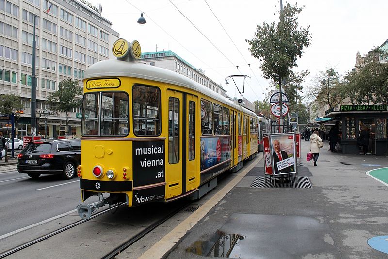 File:Wien-wiener-linien-e1-4867-911885.jpg