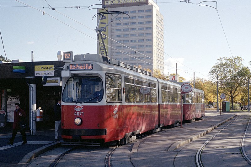 File:Wien-wiener-linien-sl-71-1078620.jpg